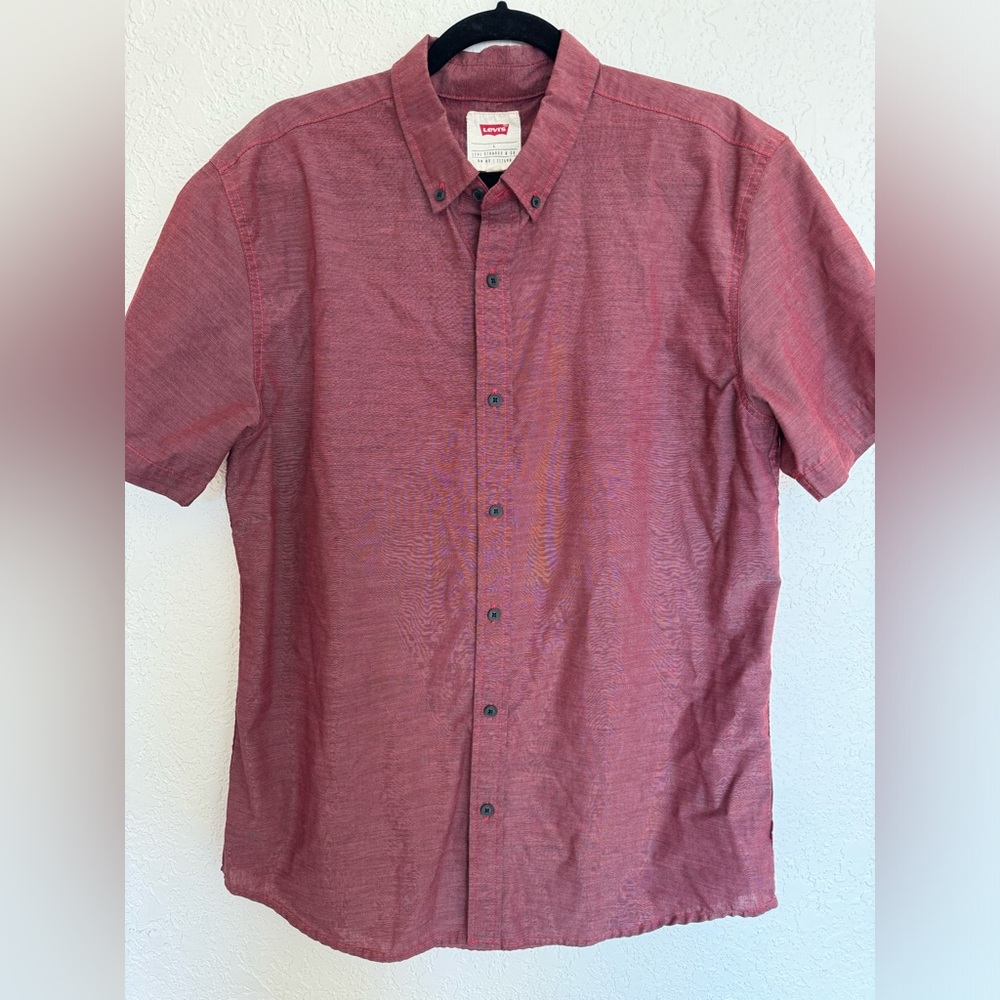 Levi's Men's Dark Red Button Down Shirt. Size Large